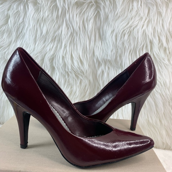 FIONI Clothing Shoes - Fioni heels burgundy/maroon size 9 NWOT
